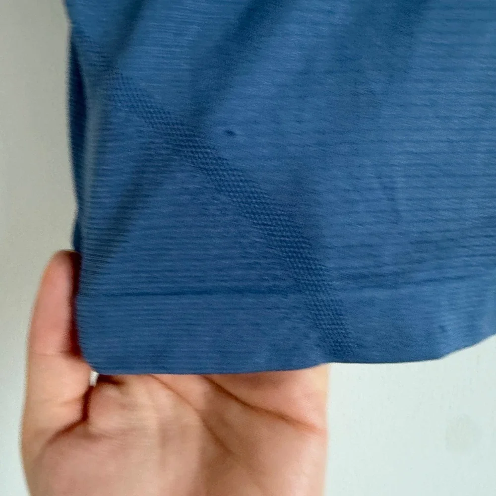 Lululemon Swiftly Tech Cropped Short-Sleeve Shirt 2.0 in Blue Twill